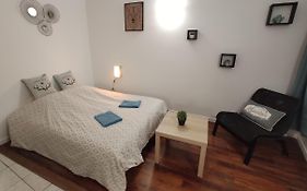 Macon Centre Ville-Gare-Wifi-Cosy-Parking Public A Proximite